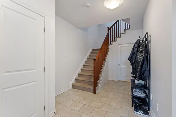 105 Chaperal Private N/A, Ottawa, ON K4A 3T9