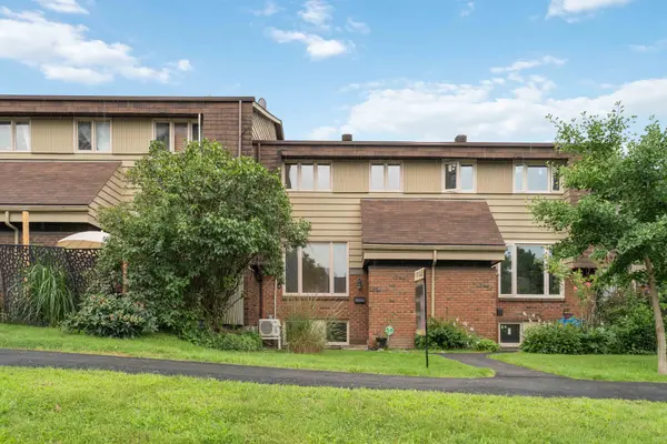 2610 Draper AVE #62, Ottawa, ON K2H 8X8