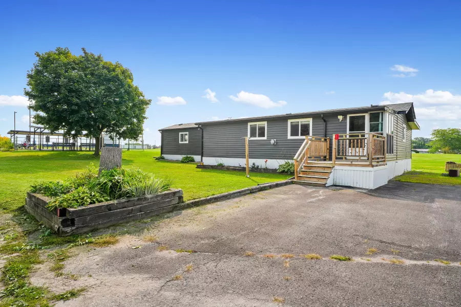 1 Coburn DR, Otonabee-south Monaghan, ON K0L 2G0