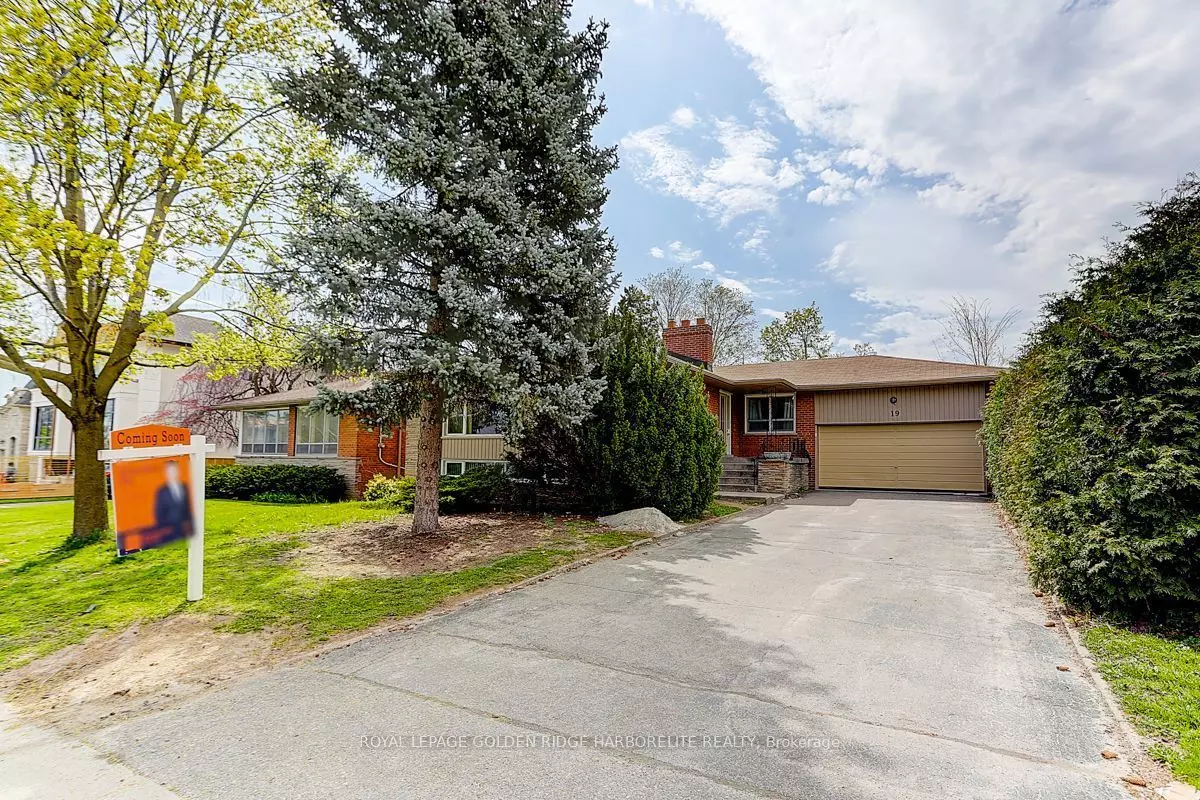 Toronto C15, ON M2K 1L8,19 Morewood CRES