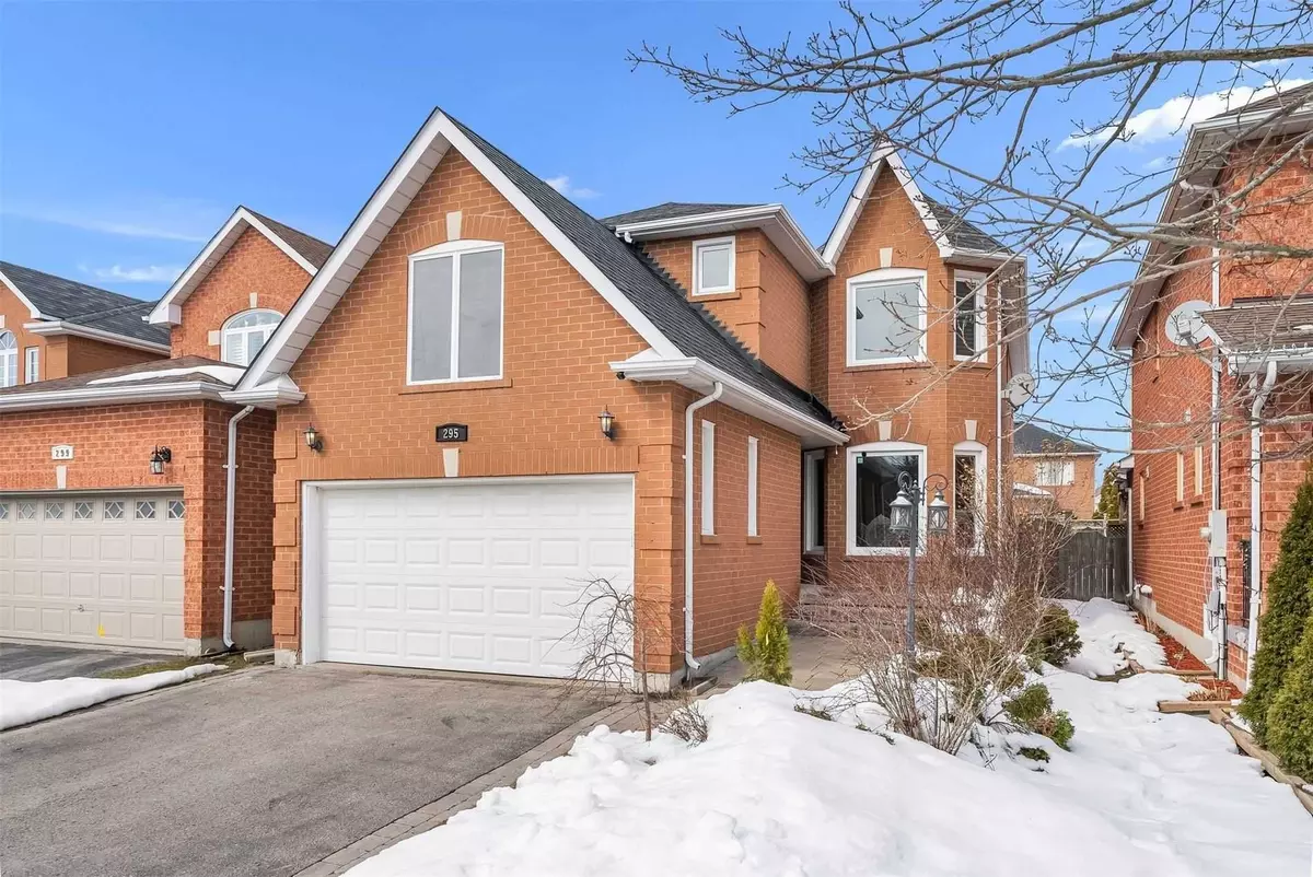 Newmarket, ON L3X 2C3,295 Austinpaul DR