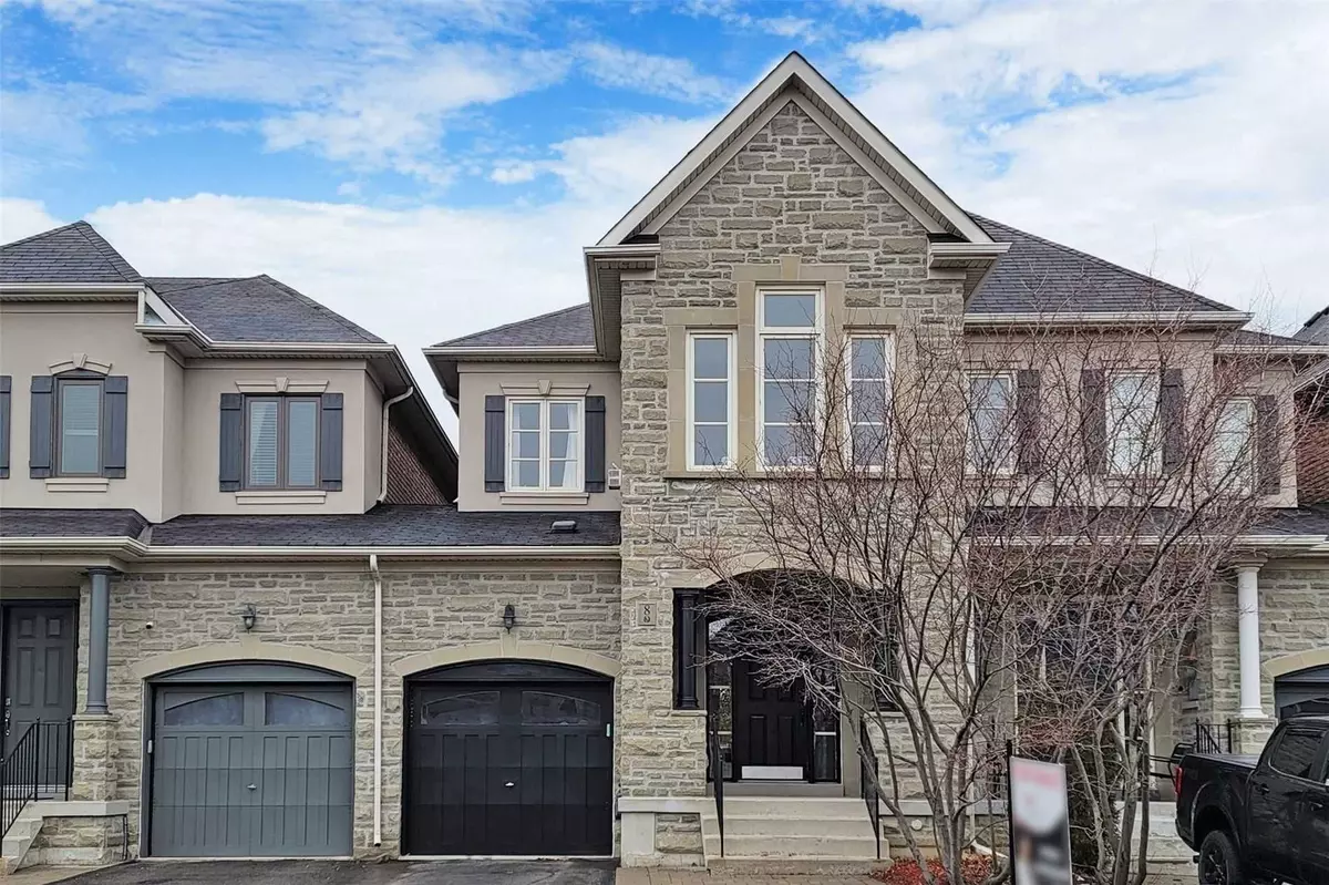 Vaughan, ON L6A 0Y7,8 Mill River DR #Dr