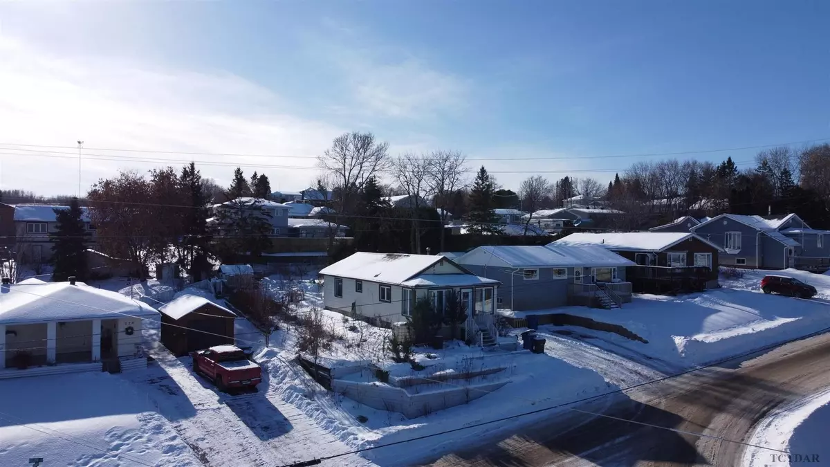 Temiskaming Shores, ON P0J 1K0,232 Elliott ST