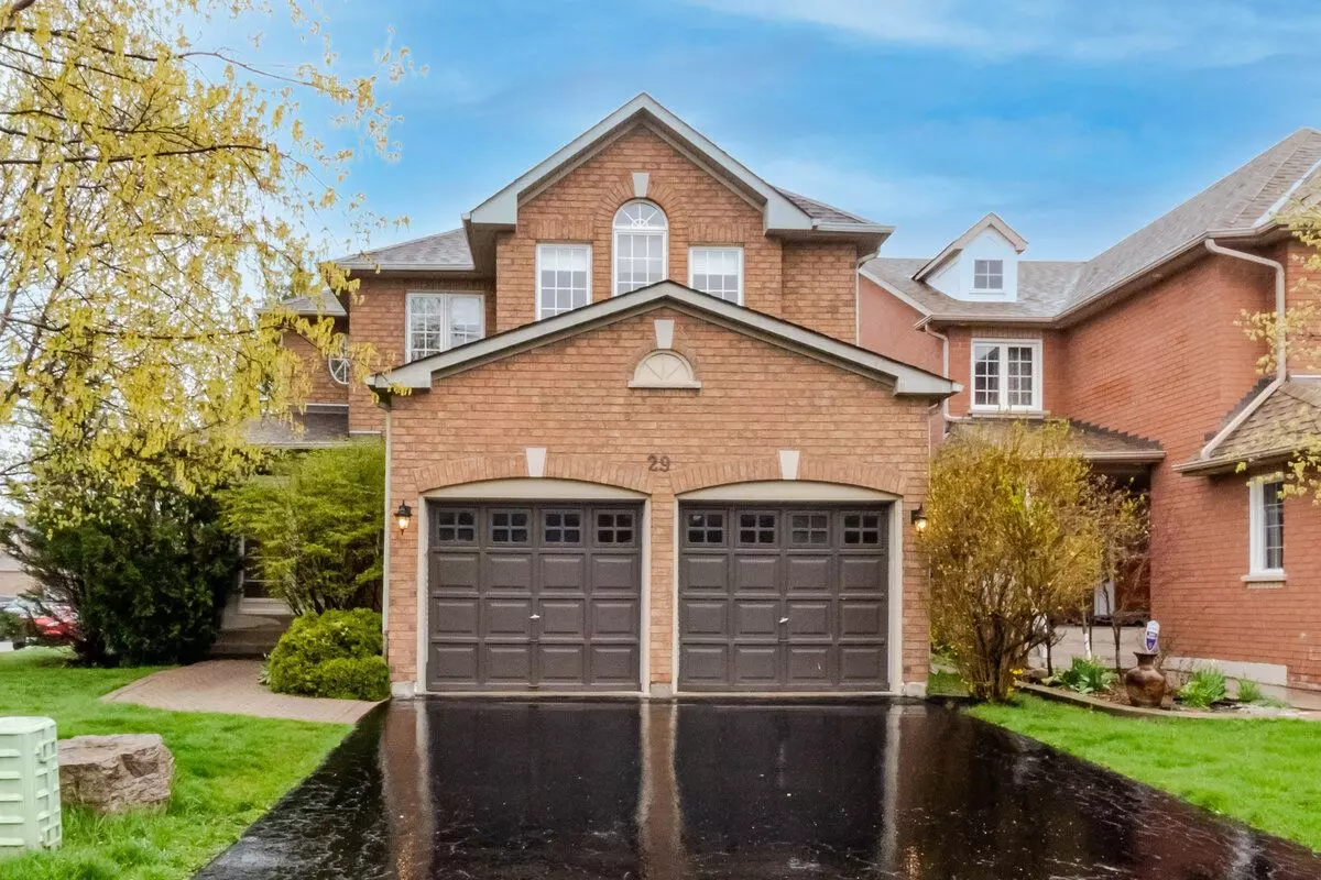 Brampton, ON L7A 1K7,29 Baccarat CRES