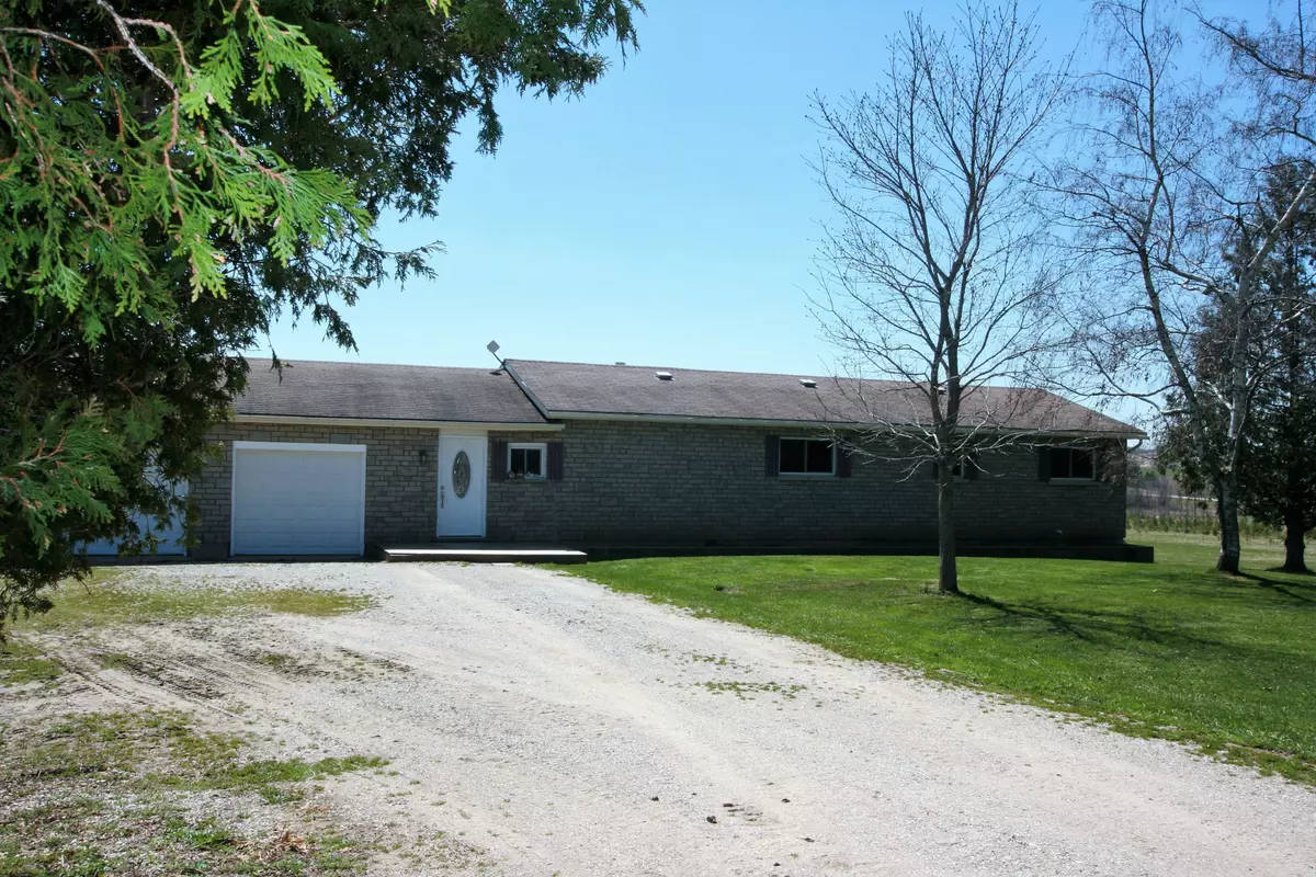 Chatsworth, ON N0H 1G0,742582 Sideroad 4B Side Road