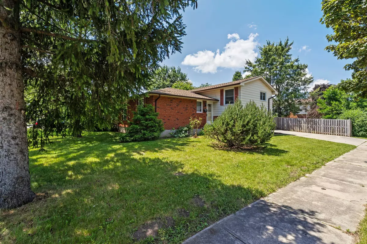 London, ON N6E 2B3,1329 Ernest AVE