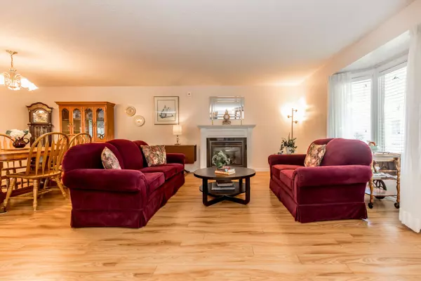 Innisfil, ON L9S 1R9,9 Gander Cove CT