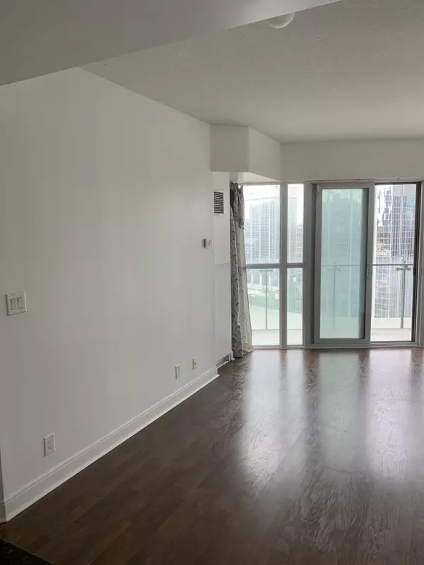 Mississauga, ON L4Z 0A8,50 Absolute AVE #1609