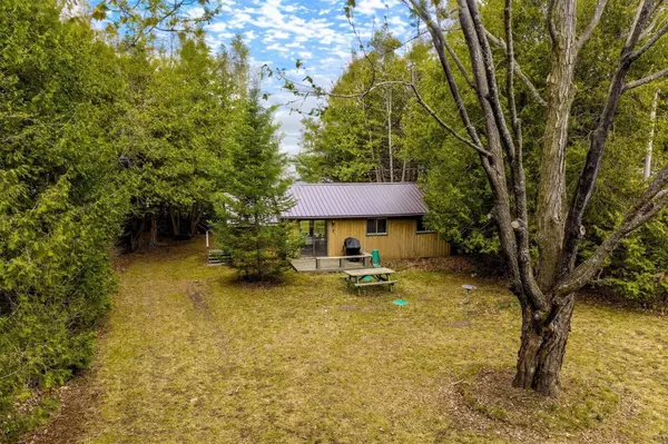 Kawartha Lakes, ON K0M 2B0,175 Driftwood Shores RD