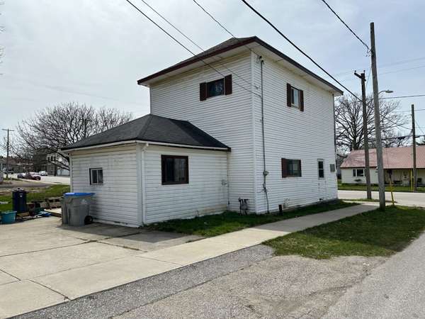 Lambton Shores, ON N0M 1B0,7356 Arkona RD