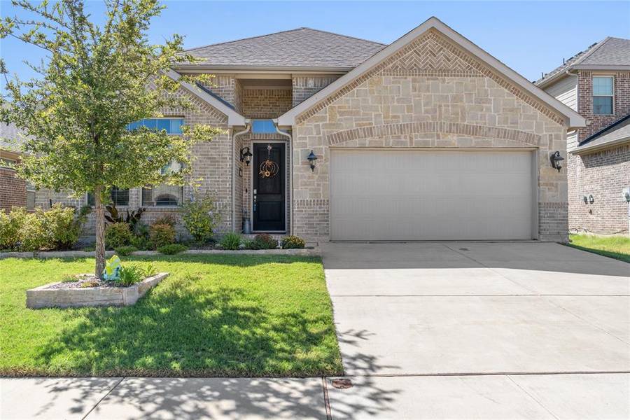 4024 Honeyapple Way, Fort Worth, TX 76137