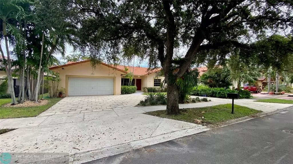 16501 NW 84th Ave, Miami Lakes, FL 33016