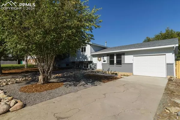 Pueblo, CO 81001,158 Glenn PL