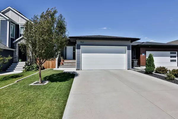 761 Atlantic CV West, Lethbridge, AB T1J 5S9