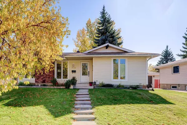 Calgary, AB T2W 2M9,739 130 AVE Southwest