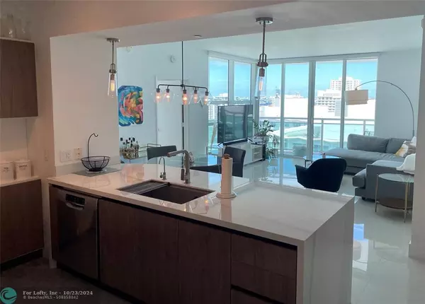 Miami, FL 33131,950 Brickell Bay Dr  #2110