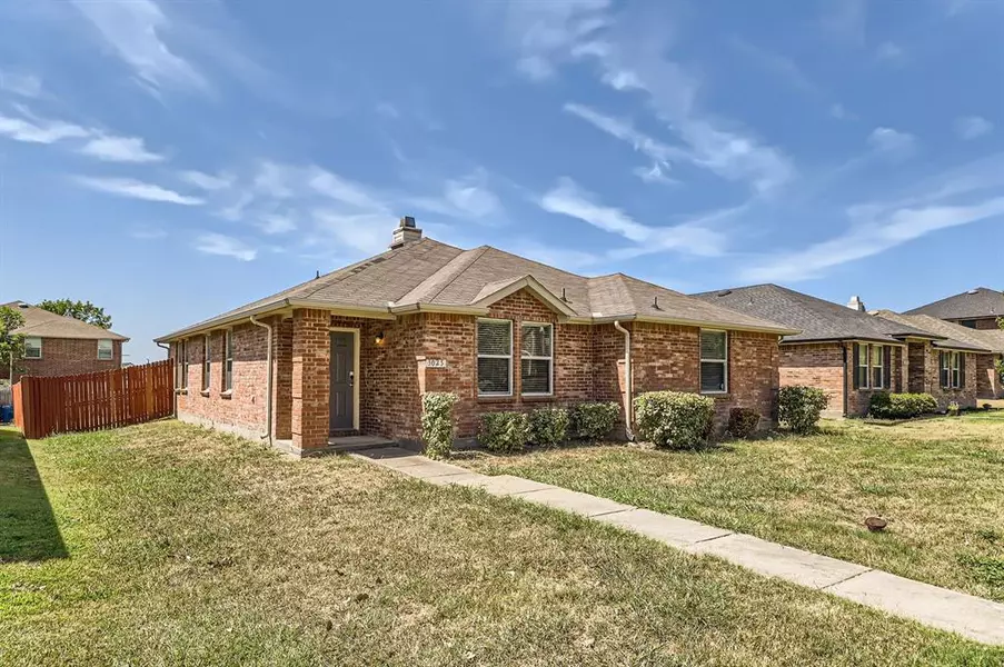 3025 Coolwood Lane, Rockwall, TX 75032