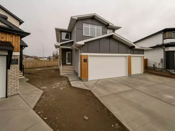 61 Goldenrod PL W, Lethbridge, AB T1J5W9