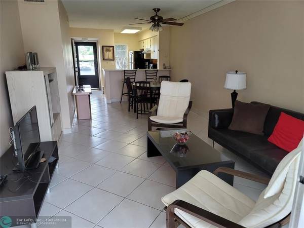 Pompano Beach, FL 33069,2220 N Cypress Bend Dr  #107