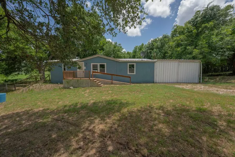 125 Draper Drive, Springtown, TX 76082