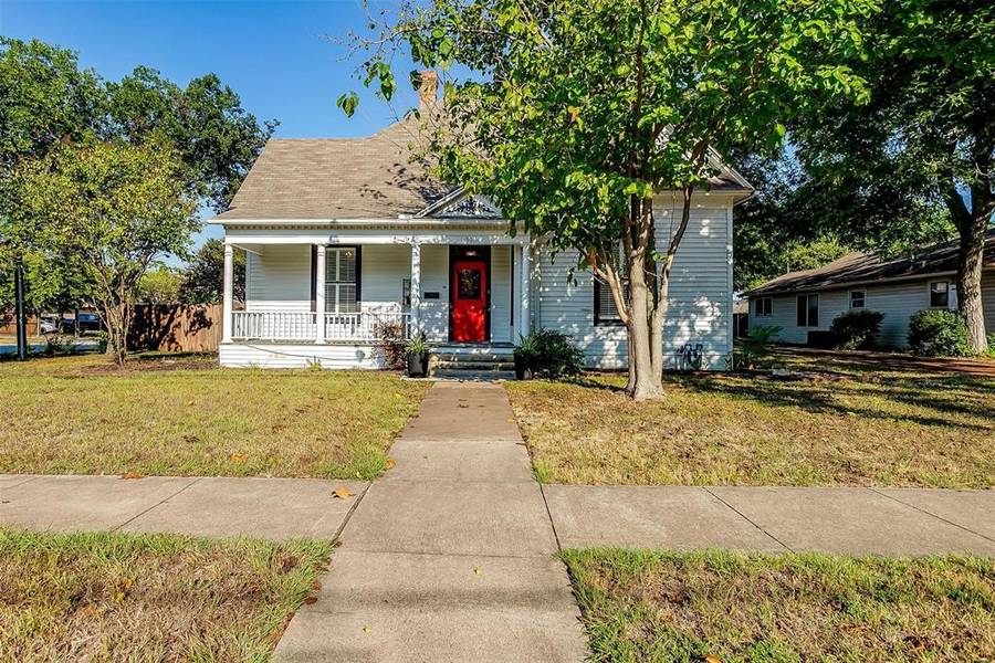 501 Dunn Street, Waxahachie, TX 75165