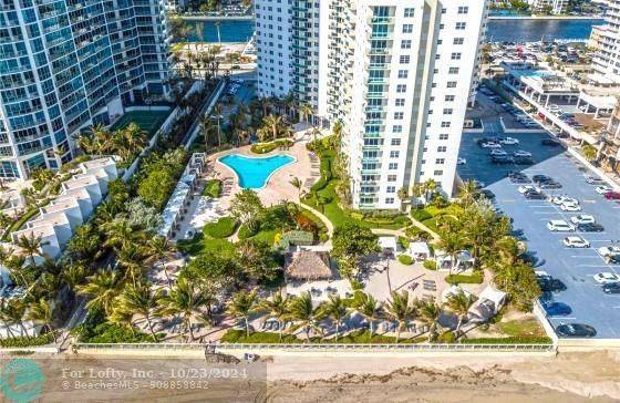 Hollywood, FL 33019,3001 S Ocean Dr  #701