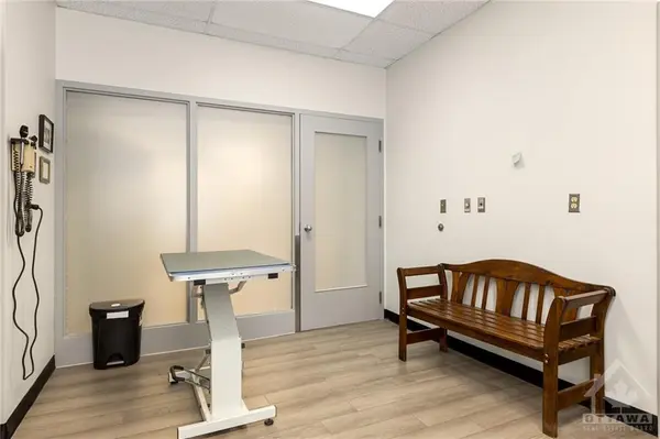 Ottawa, ON K1J 8H9,849 SHEFFORD RD