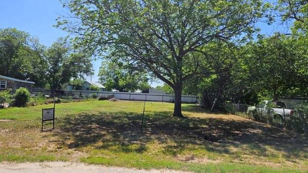 Coleman, TX 76834,2114 S Neches Street