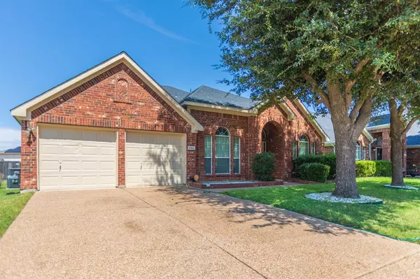 732 Magnolia Trail, Desoto, TX 75115