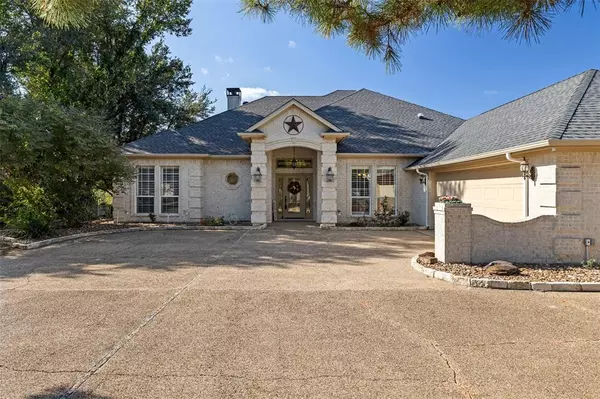 9304 Ravenswood Road, Granbury, TX 76049