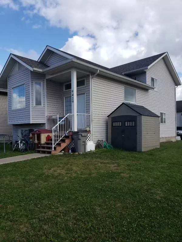 Grande Prairie, AB T8X 1R3,9429 129 AVE