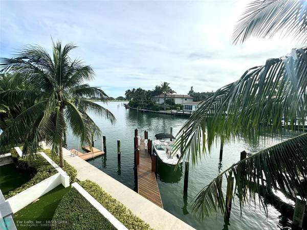 9400 W Bay Harbor Dr  #202, Bay Harbor Islands, FL 33154