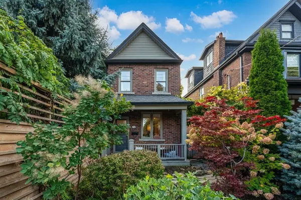 134 Bartlett AVE, Toronto W02, ON M6H 3G1