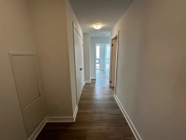 Mississauga, ON L5B 3M8,4130 Parkside Village DR #2406