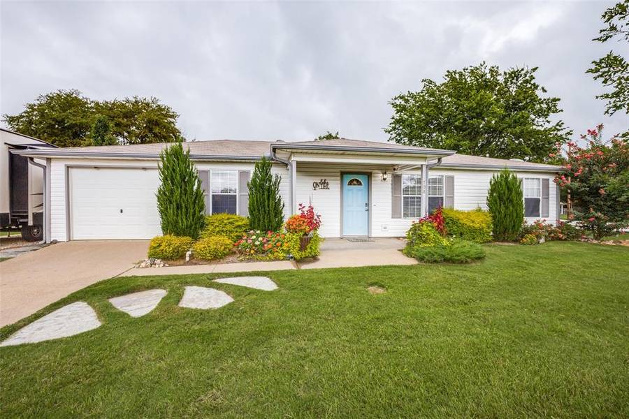 708 Kontiki Drive, Tool, TX 75143