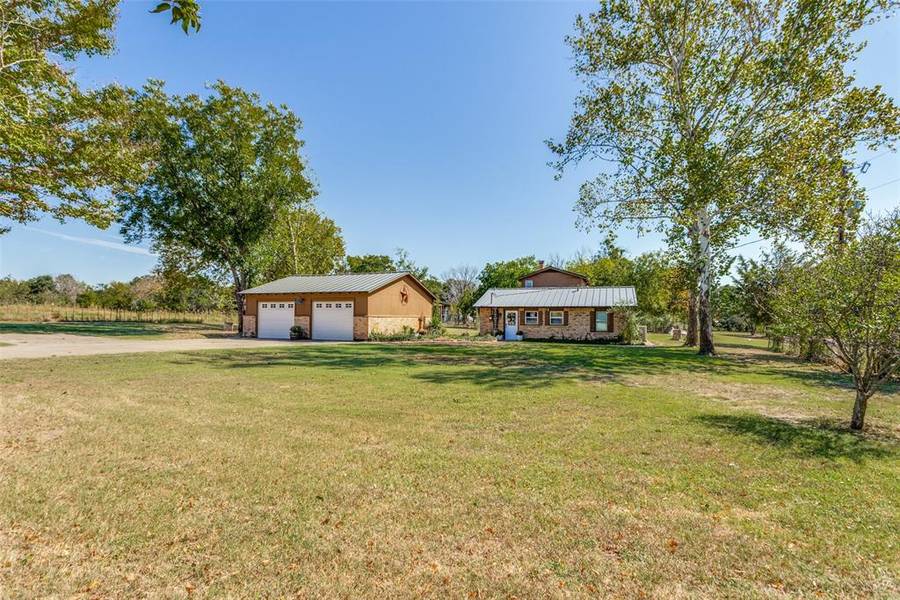 730 Valley Lane, Weatherford, TX 76085