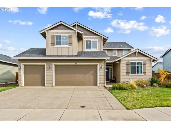 1404 FARMINGTON DR, Junction City, OR 97448