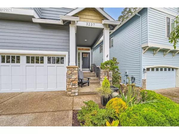 West Linn, OR 97068,3237 WILD ROSE LOOP