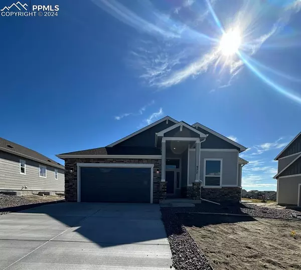 977 Sunny Shore DR, Monument, CO 80132