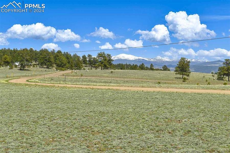 74 Wrights LN, Guffey, CO 80820