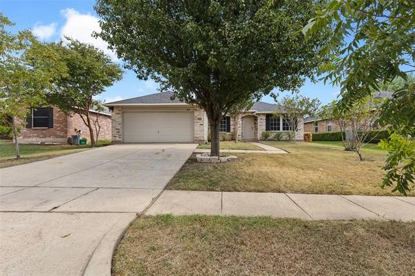 3516 Quannah Drive, Grand Prairie, TX 75052