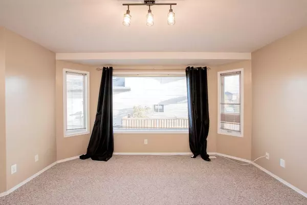 Grande Prairie, AB T8X 1N5,9501 Lakeland DR