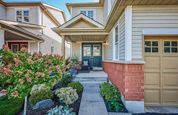 Whitby, ON L1R 2V7,112 Candlebrook DR