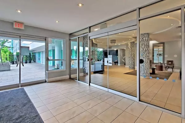 Toronto E04, ON M1L 0E1,60 Fairfax CRES #626