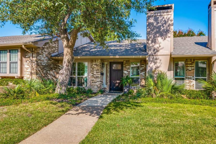 10717 Sandpiper Lane #27, Dallas, TX 75230