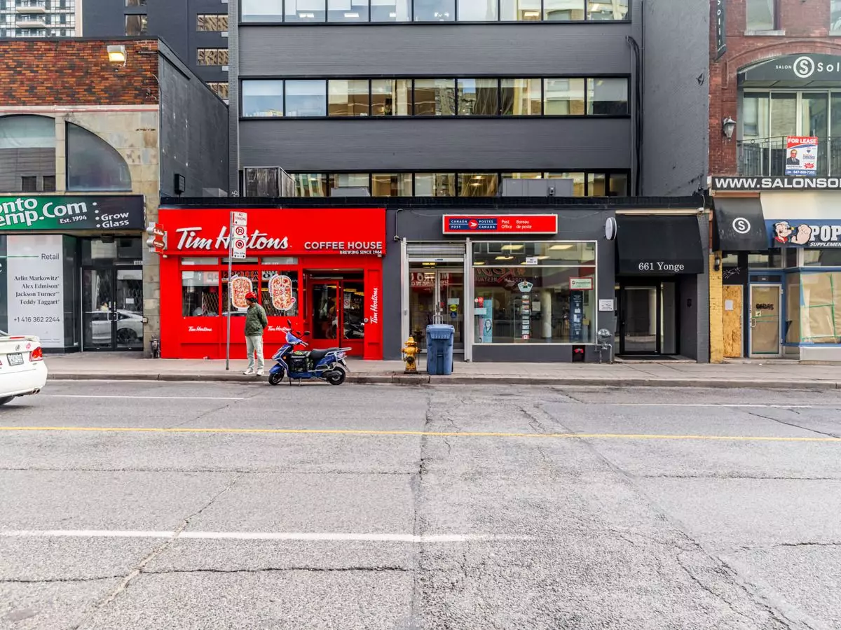 Toronto C08, ON M4Y 1Z9,663 Yonge ST