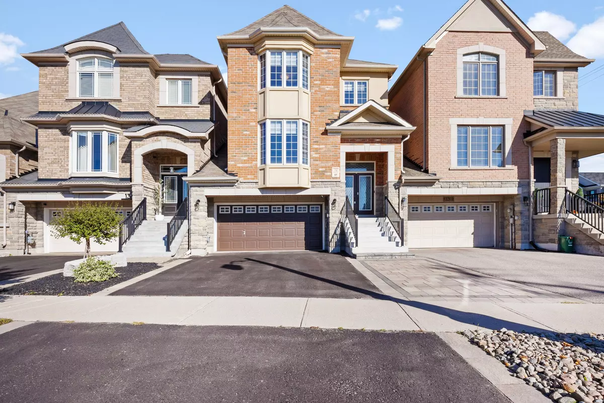 Whitchurch-stouffville, ON L4A 0W4,134 Bartsview CIR