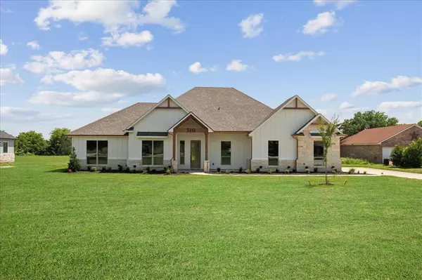 Red Oak, TX 75154,310 Crestview Drive