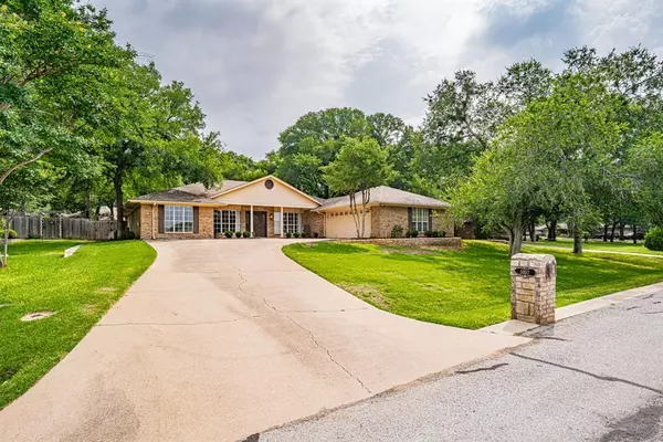 Granbury, TX 76049,5107 Comanche Vista Trail