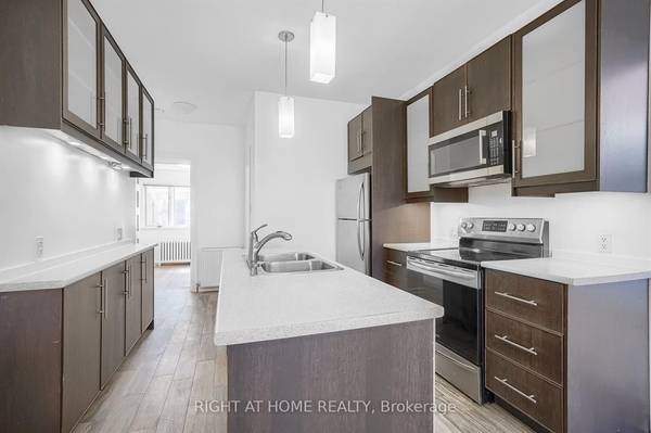 162 Bartlett AVE #1-Main, Toronto W02, ON M6H 3G1